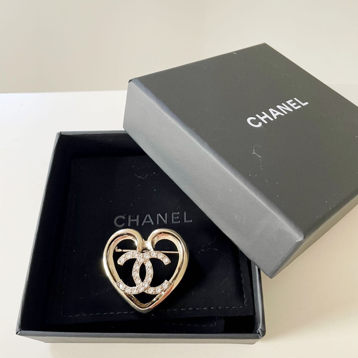 CHANEL 今期 完売 ハート ブローチ 新品 シャネル ゴールド｜Yahoo