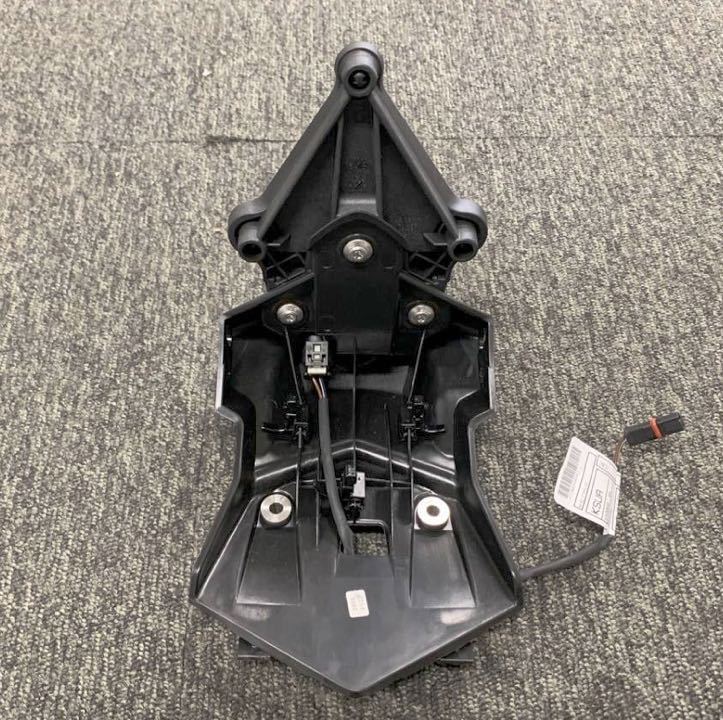 MT129》BMW 新型 S1000RR 純正 ナンバープレートブラケット