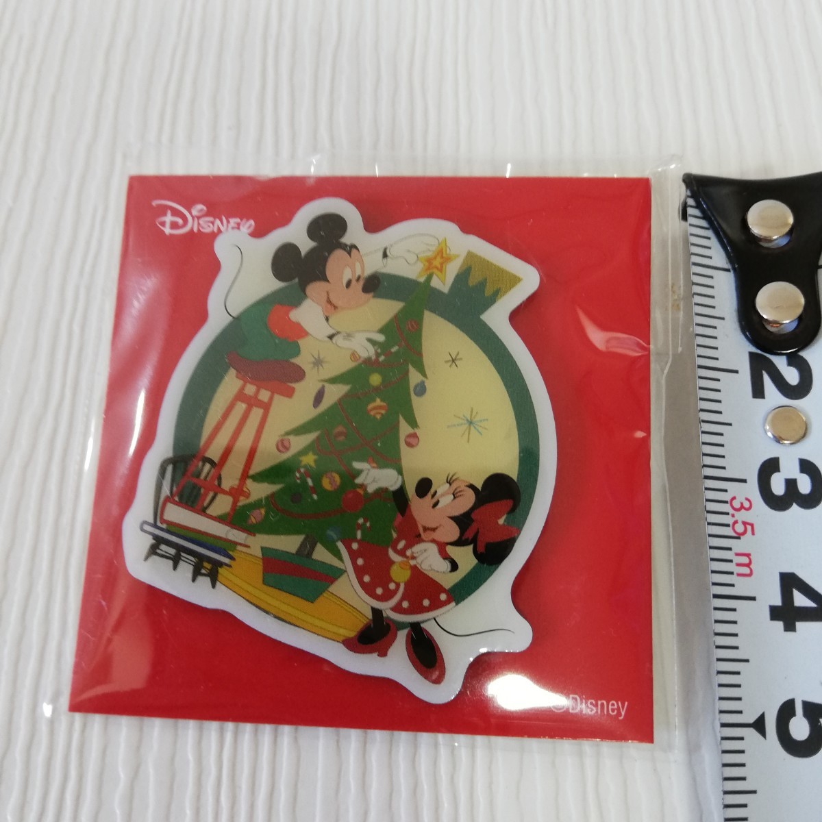 ディズニー ミッキー&ミニー クリスマスピンバッジ 未使用品 非売品