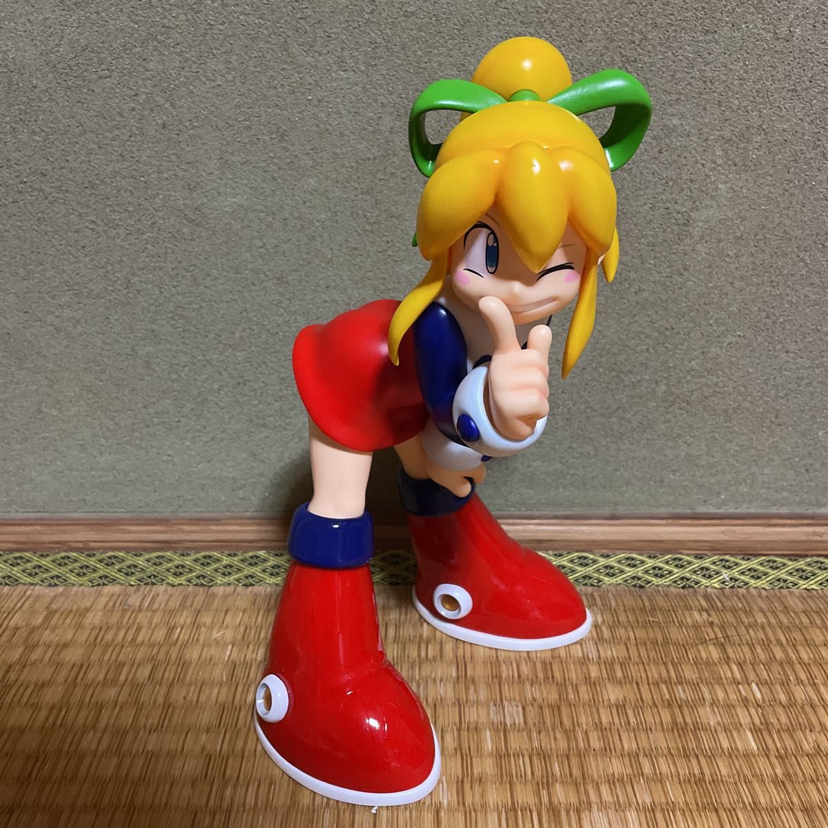 x-plus エクスプラス ギガンティックシリーズ ロール ロックマン