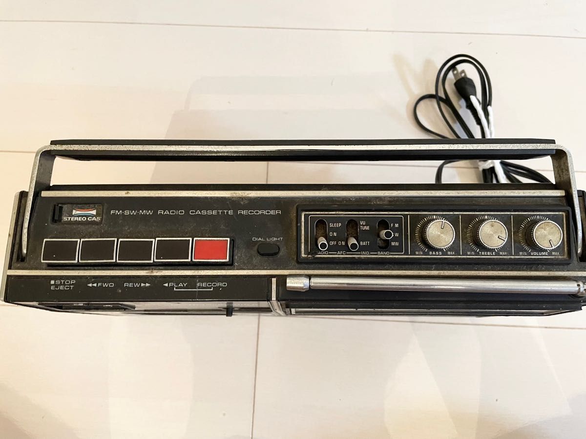 SANYO サンヨー ラジカセ MR-4180 昭和レトロ ジャンク テープ付き