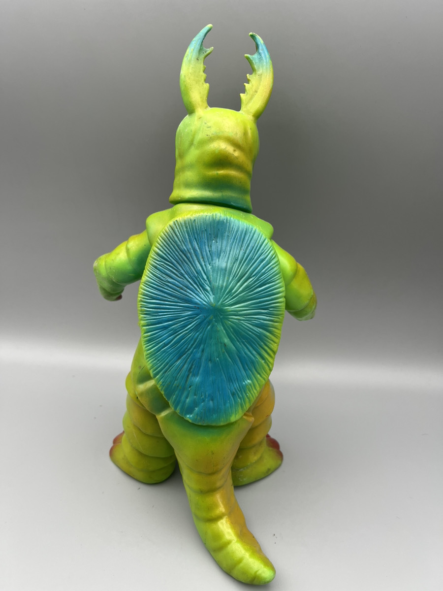 Yahoo!オークション - 当時物 希少色 マルサン ウルトラ怪獣シリーズ