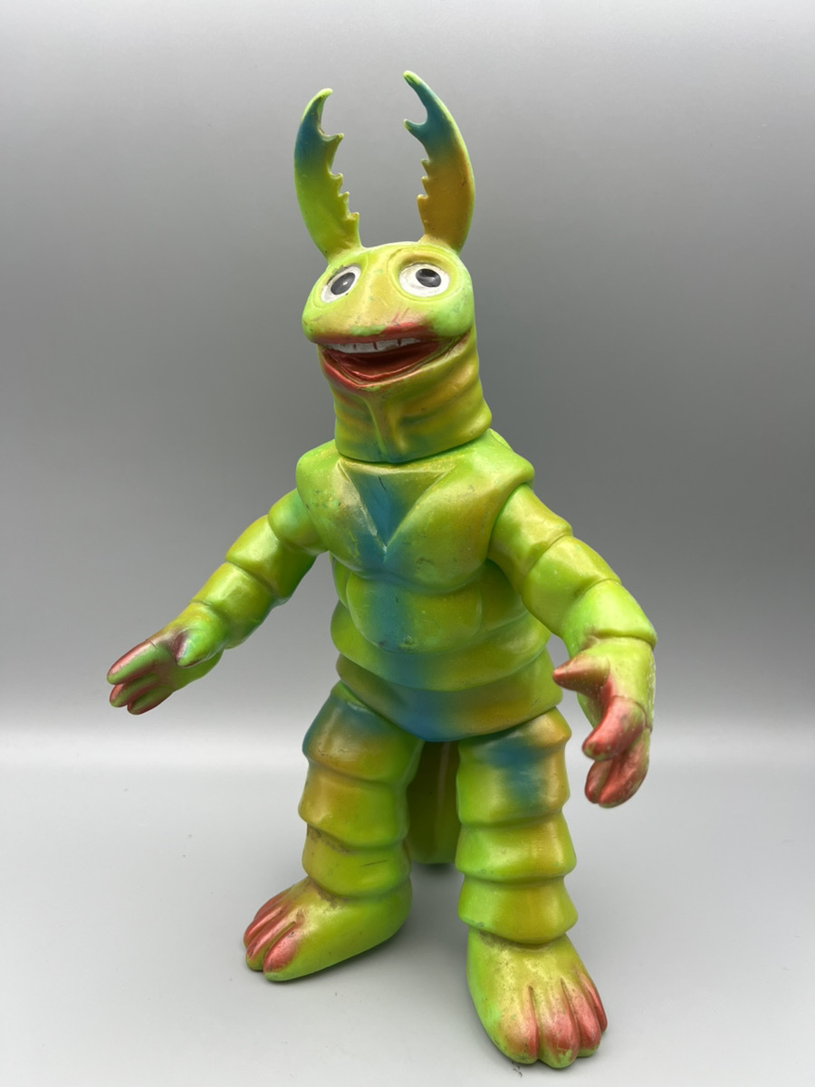 Yahoo!オークション - 当時物 希少色 マルサン ウルトラ怪獣シリーズ
