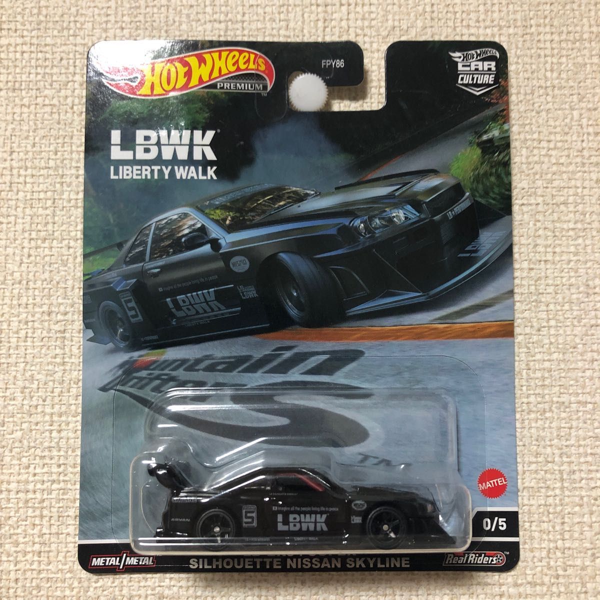 ホットウィール LBWK ER34 スカイライン チェイス 黒｜Yahoo!フリマ