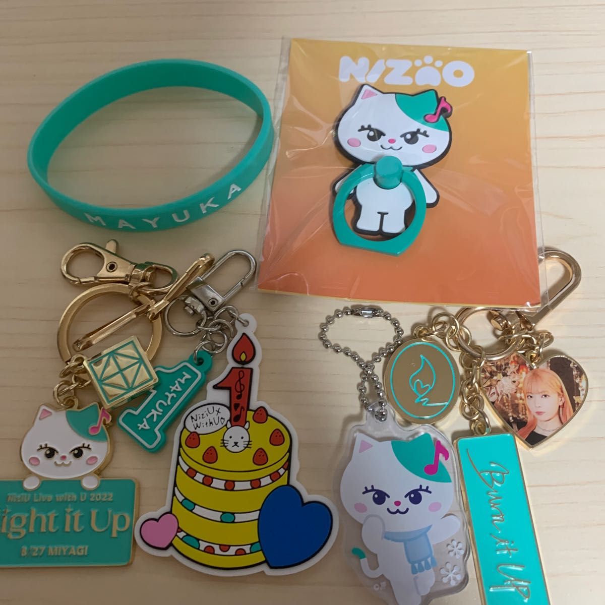 NiziU マユカ グッズセット ルキャ キーホルダー ラバーバンド