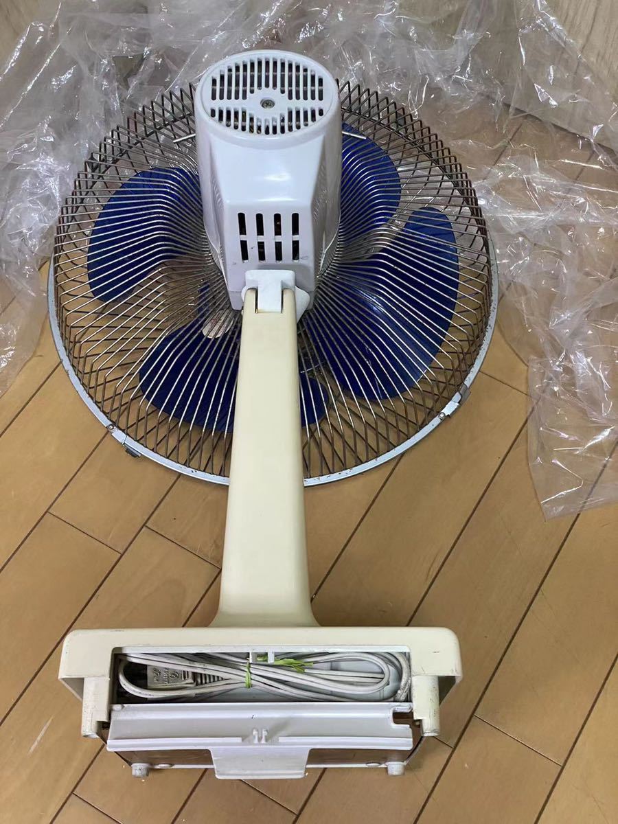 送料無料（動作品）昭和レトロ お座敷扇 TOSHIBA 東芝 4枚羽 扇風機