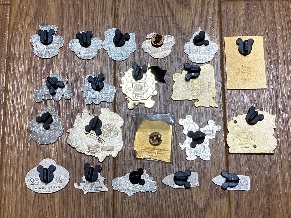 ディズニー Disney ピンバッジ 200個以上 まとめ売り ディズニー