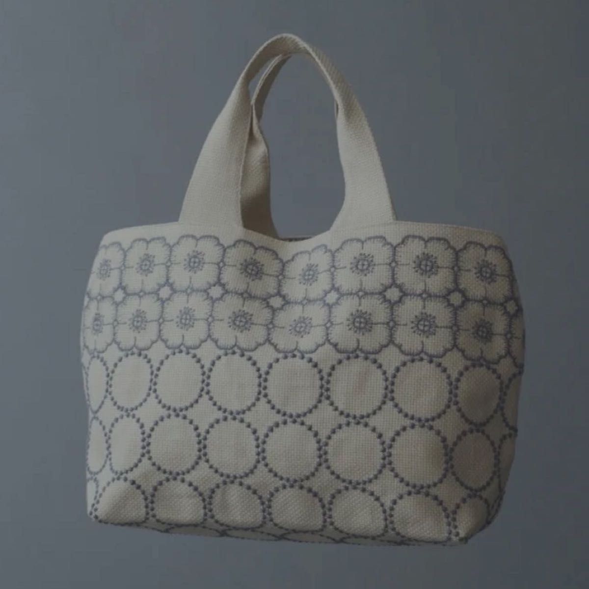 ミナペルホネン パニーニバッグ タンバリン×アネモネ ベージュ｜Yahoo