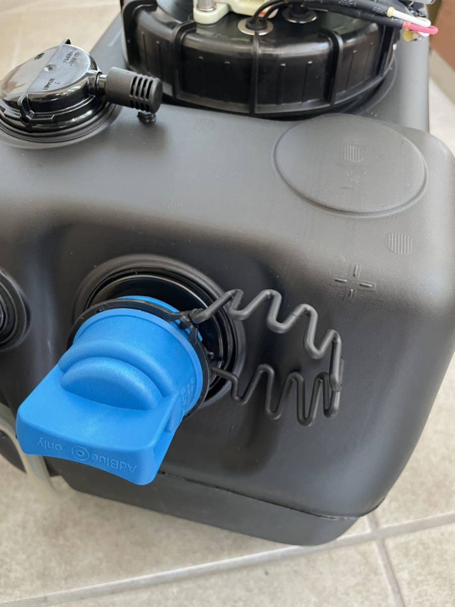 三菱ふそう キャンター アドブルータンク 未使用ME427496 尿素タンク