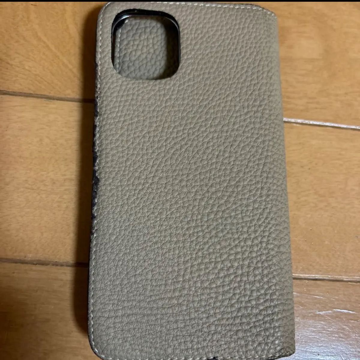 ボナベンチュラ BONAVENTURA iPhone11 plus グレージュ 手帳型ケース