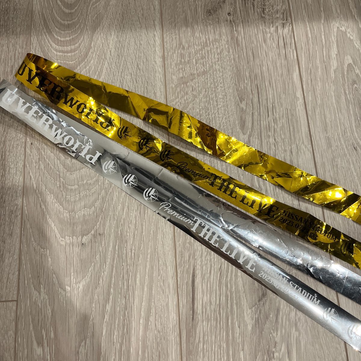 UVERworld UVER 日産スタジアム 銀テープ 銀テ｜Yahoo!フリマ（旧