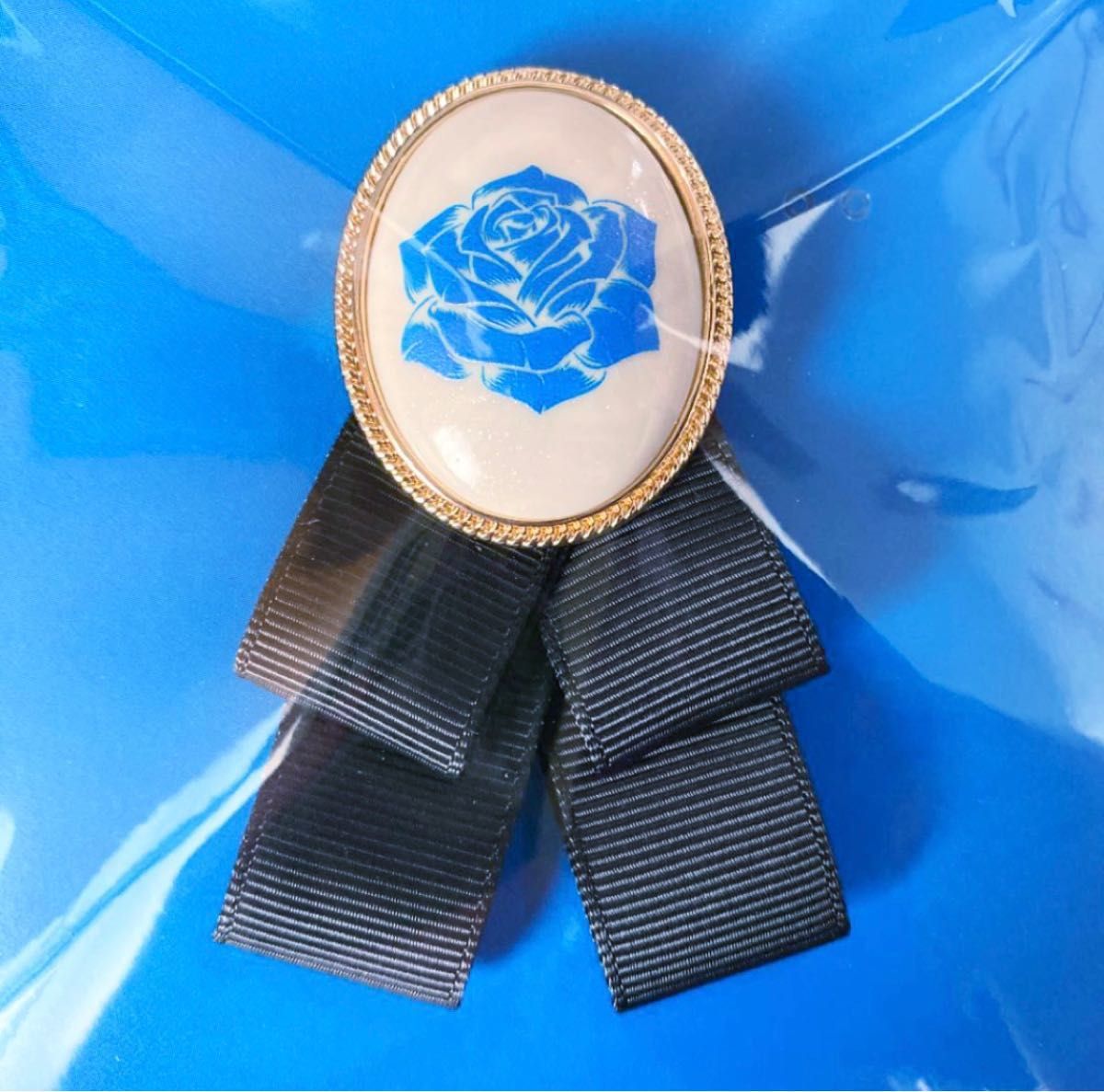 新品 未開封 Ado ado カムパネルラ 狂言 喜劇 VIP席特典 ブローチ