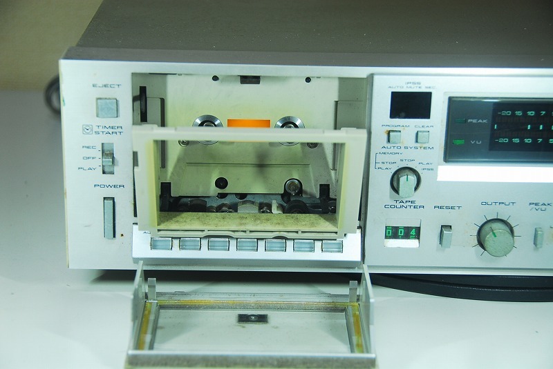 Yahoo!オークション - AKAI GX-F35カセットデッキ 通電可 動作不可/ジ