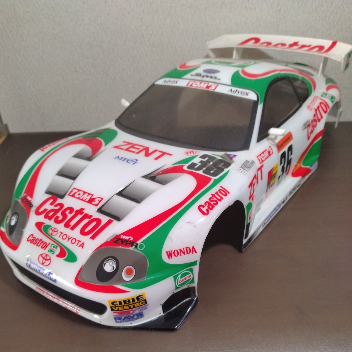 Yahoo!オークション - 送料無料 タミヤ 1/10 カストロール トムス スー