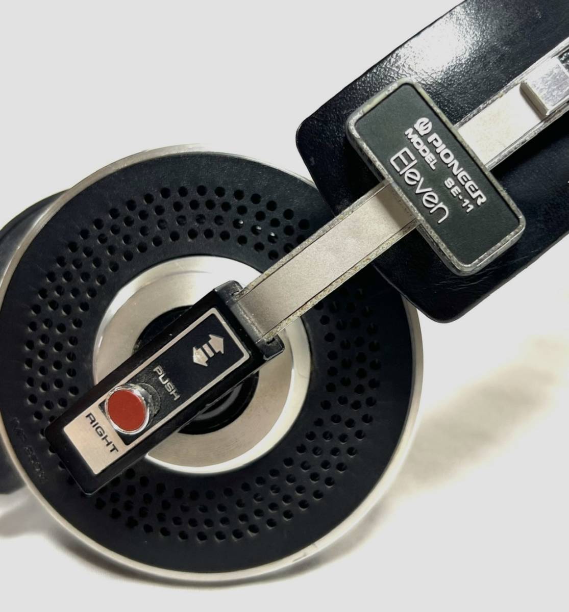 送料無料 Pioneer パイオニア ヘッドフォン Eleven SE-11 ヴィンテージ