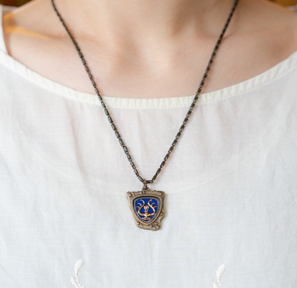 新品 三鷹の森ジブリ美術館限定 天空の城ラピュタ 紋章ネックレス