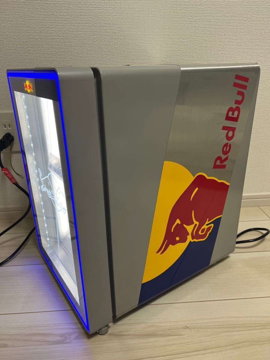 今どこにも売ってない 2023年Newモデル レッドブル 新型冷蔵庫 非売品