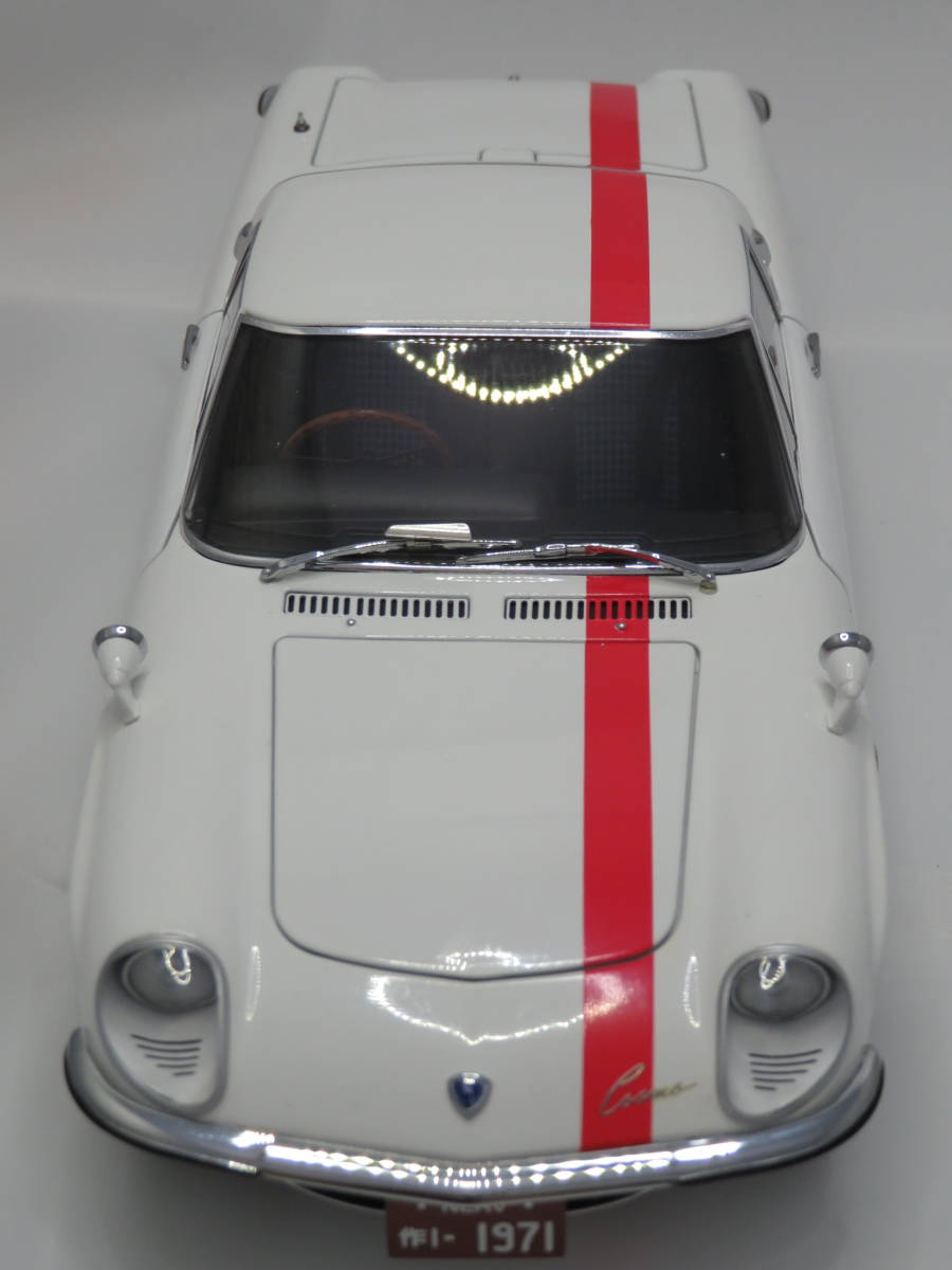 オートアート×Wave 1/18 コスモスポーツ NERV官用車 (作戦部1課管轄