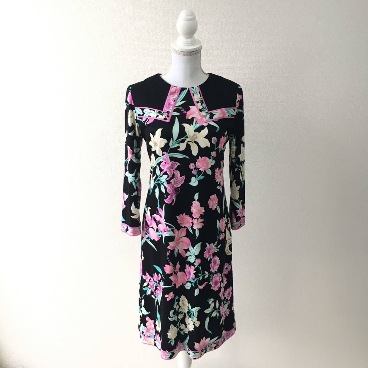 美品 LEONARD レオナール カンカン 花柄 ストレッチ ワンピース 送料