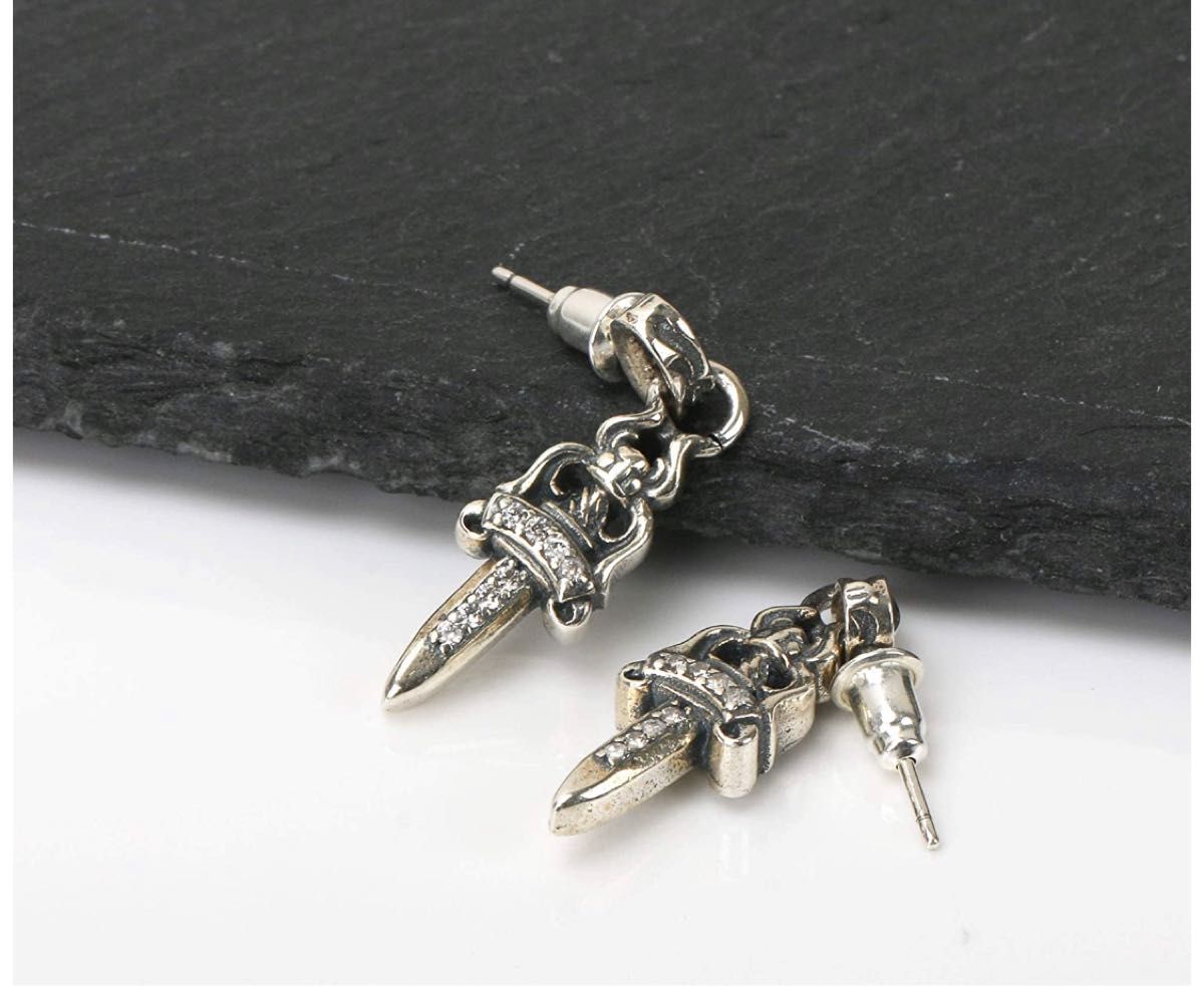 シルバー925 ダガーピアス シルバーピアス 人気 プレゼント 22kgp 両耳