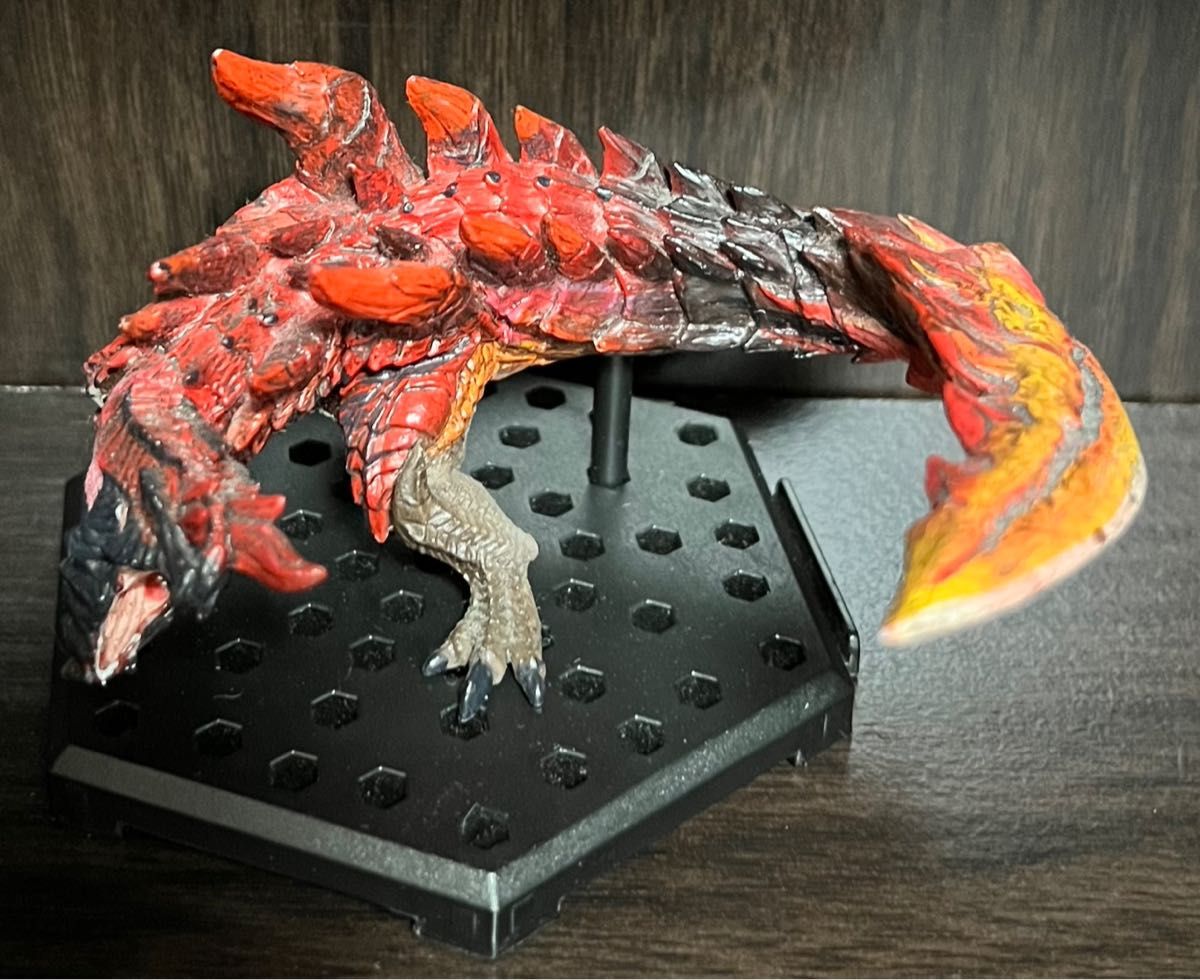 モンスターハンター 燼滅刃ディノバルド フィギュア｜Yahoo!フリマ（旧