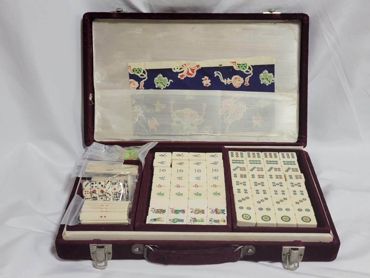 高級素材 美品 中国 超高級 麻雀牌 総象牙風 マンモス 中国美術 骨 点