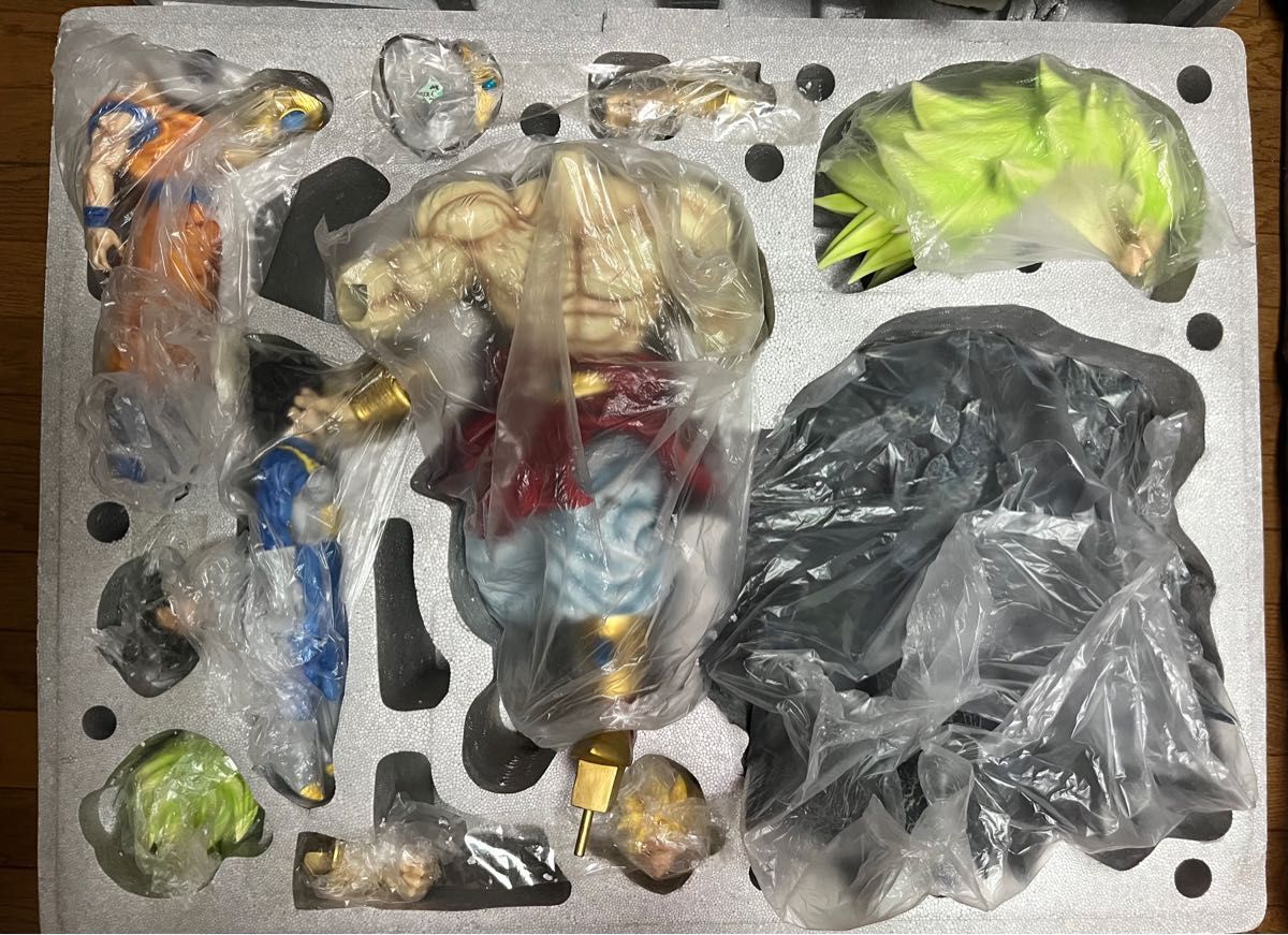 sm1様専用出品 ドラゴンボール ブロリー 孫悟空 ベジータ ガレージ