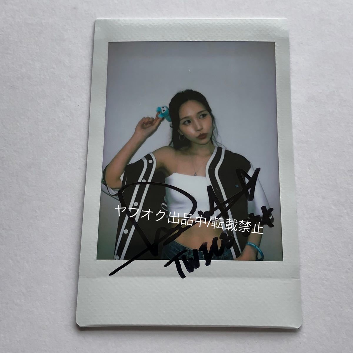 TWICE ミナ サイン入りチェキ twice サイン チェキ ミナ TWICE ミナ