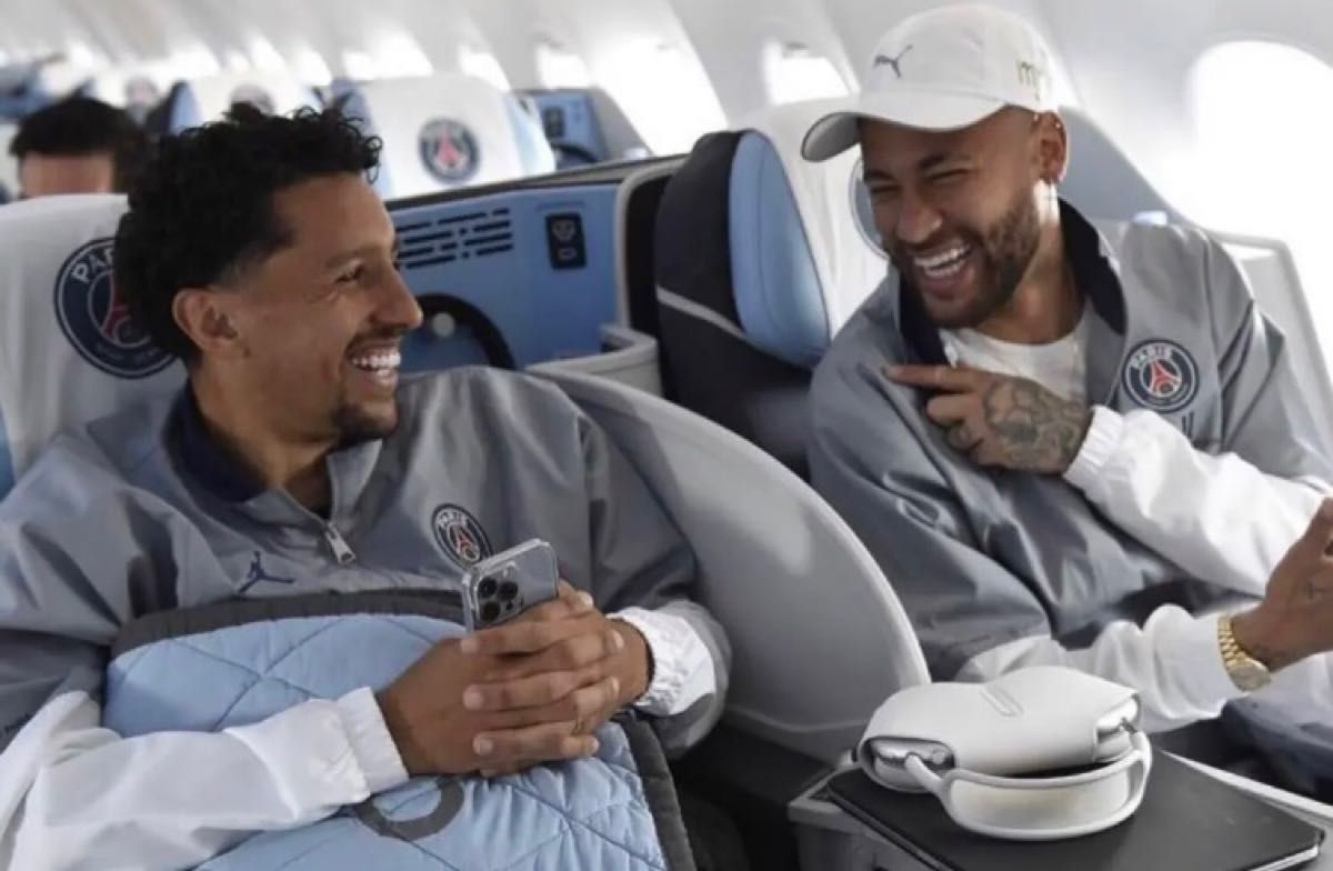 激レア】パリサンジェルマン ジョーダン セットアップ PSG ネイマール