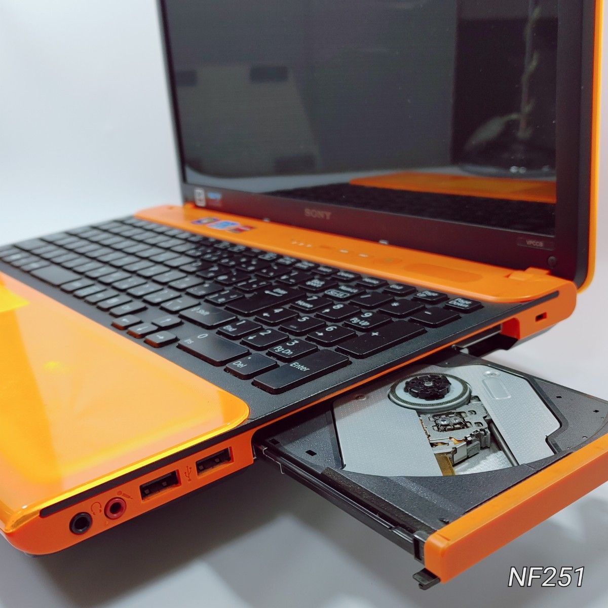 レアカラーのオレンジVAIO i5＋新品SSD リブレオフィス搭載 初心者に