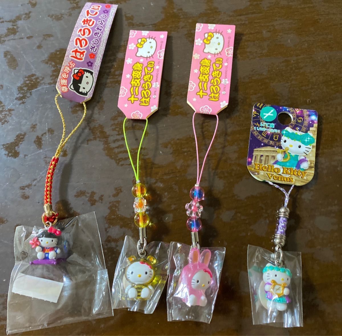 ハローキティ ご当地ストラップ まとめ売り 103個 ご当地キティちゃん