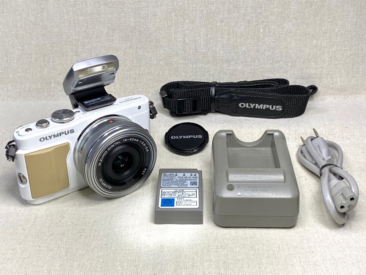 OLYMPUS PEN Lite E-PL5 + 14-42mm EZ電動パンケーキレンズセット