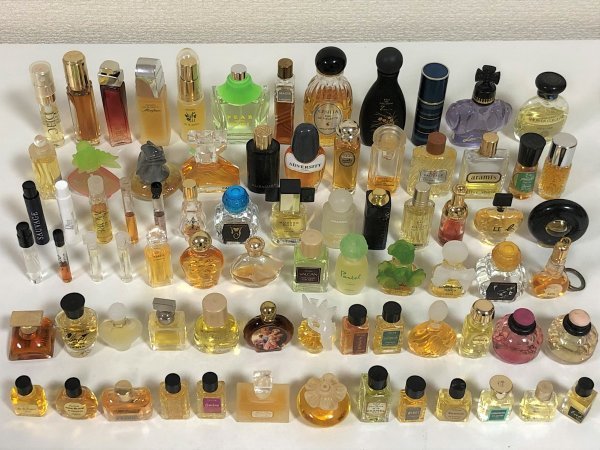 Yahoo!オークション - 香水 ミニ香水 ミニボトル まとめて いろいろ