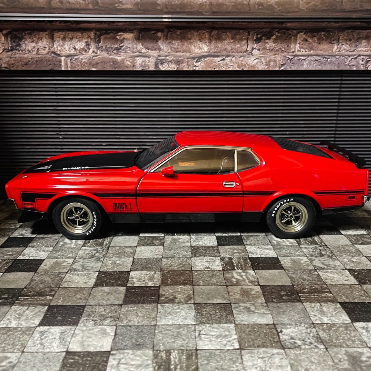 1/18 AUTOart フォード マスタング マッハ1 1971｜Yahoo!フリマ（旧