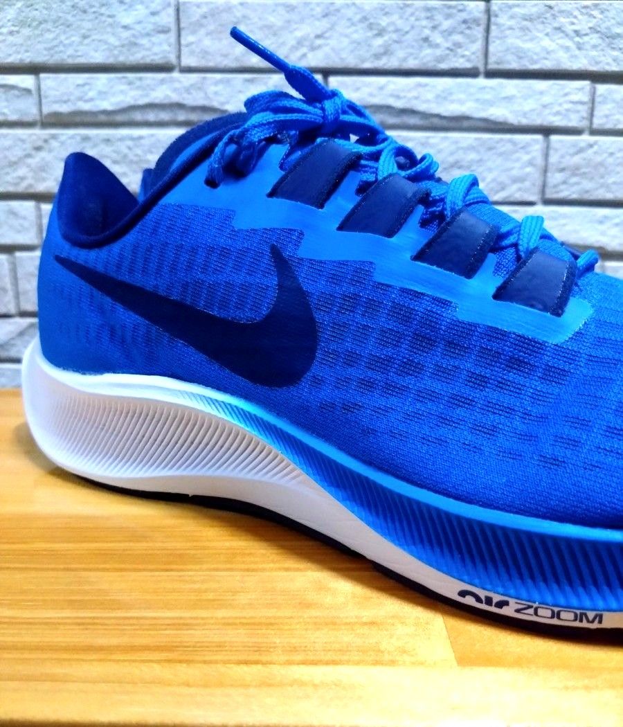 ナイキ エアズームペガサス 37 ｻｲｽﾞ27 5cmおまけ付き ナイキランニング