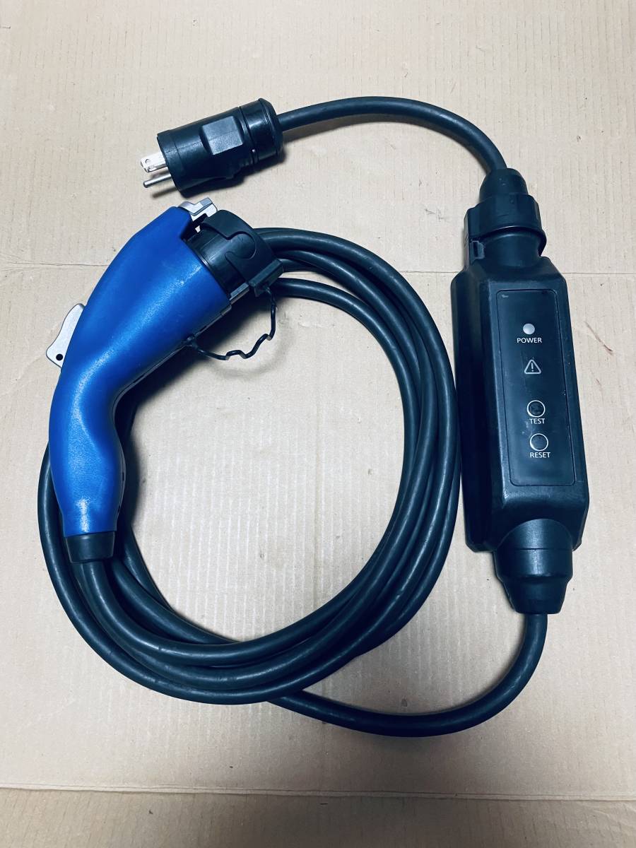 トヨタ プリウスPHV 用充電ケーブル G9060-47180 100V用 ③｜Yahoo