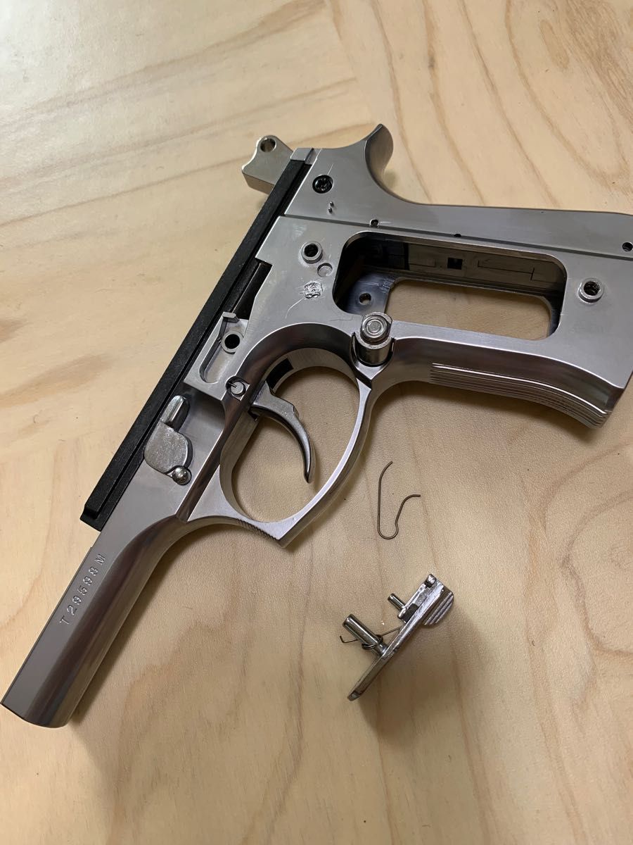 東京マルイM92Fクロームステンレス純正品フレーム一式 可動品 管45
