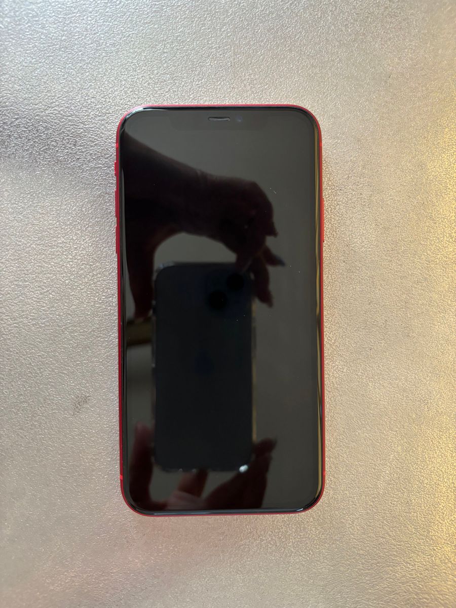 美品】iPhone 11 RED 64 GB SIMロック解除済み 付属品新品未使用 iFace