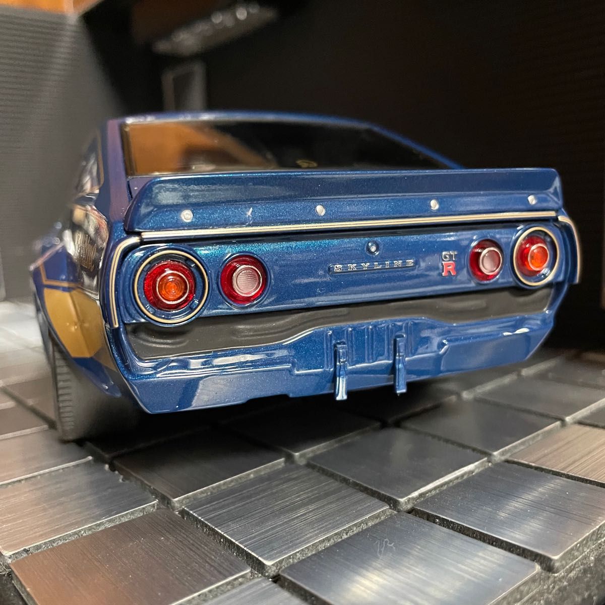 絶版未展示品 京商 1/18 日産 スカイライン 2000GT-R(KPGC110) RACING
