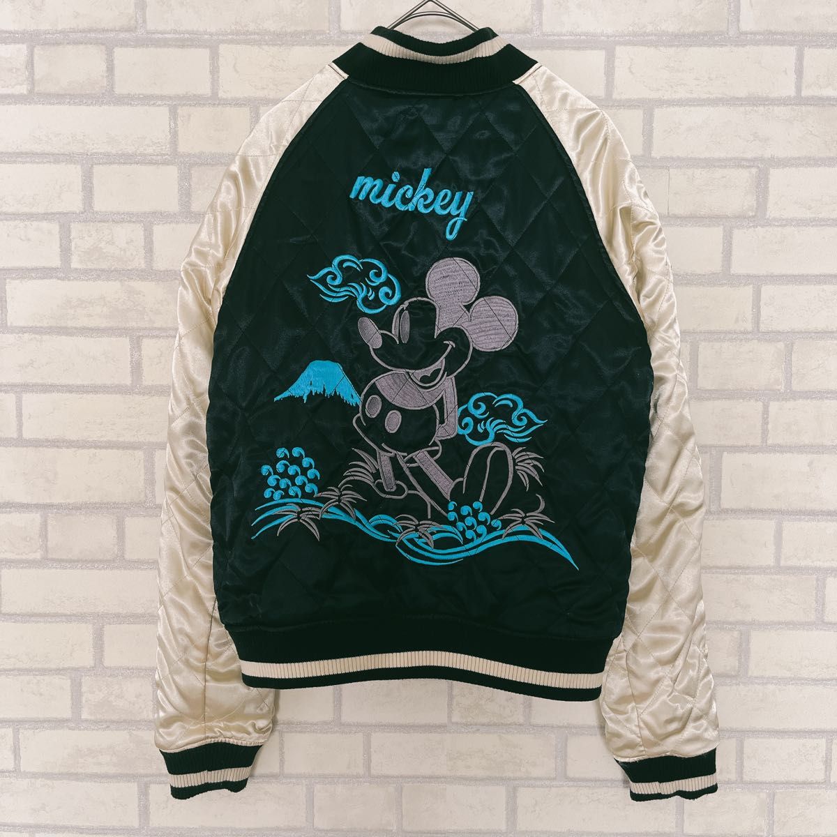 Disney ミッキーリバーシブル スカジャン 刺繍 スーベニアジャケット