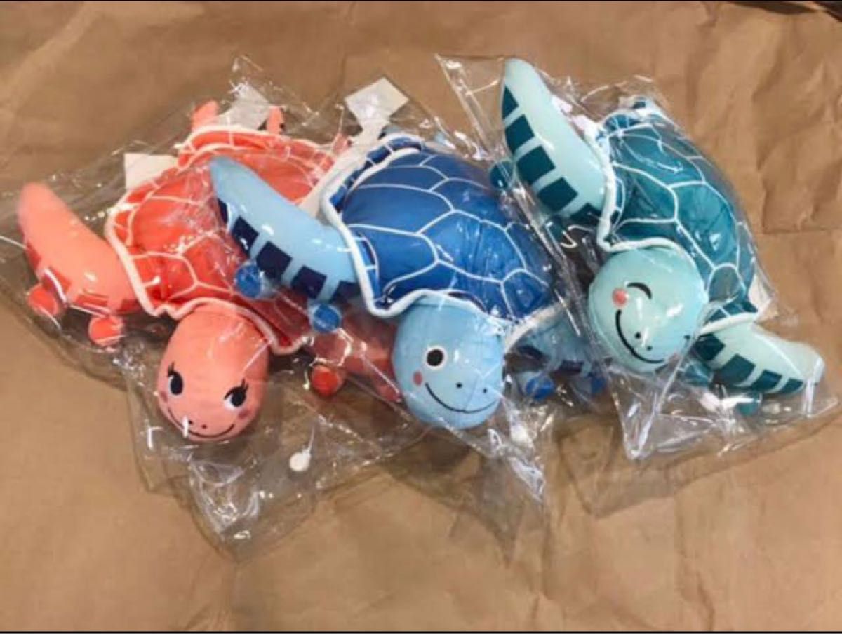 ANA国際線限定販売 フライングホヌ(FLYING HONU)ぬいぐるみ3点｜Yahoo