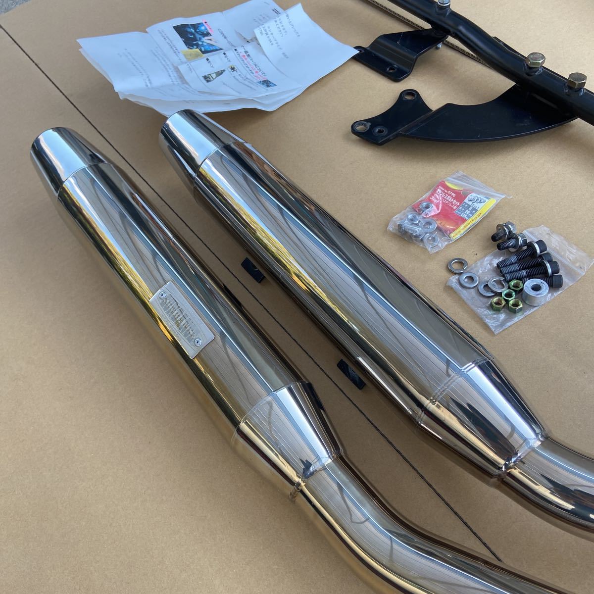 希少 重低音 サンダンス ボマー サイレンサー マフラー ダイナ 2006