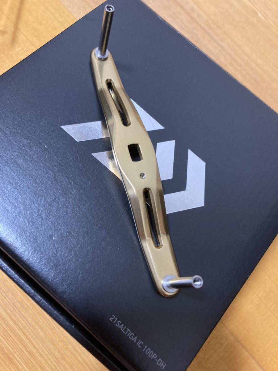 Yahoo!オークション - ダイワ ソルティガIC 100P-DH 純正ハンドル 110m