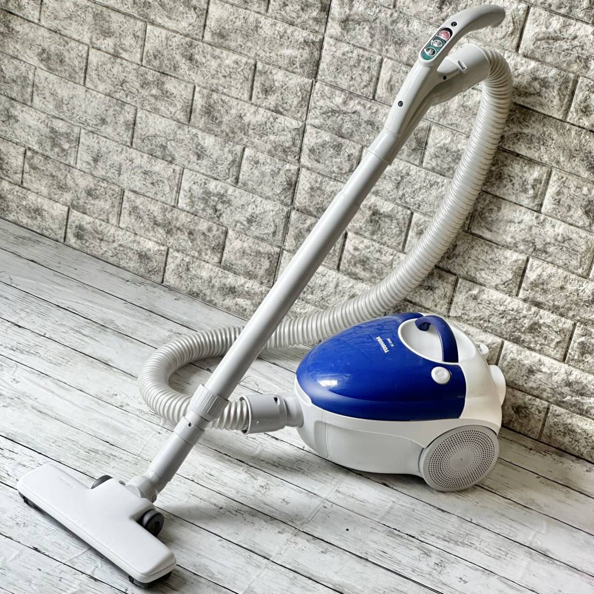 送料無料 東芝 紙パック式クリーナー VC-D50K｜Yahoo!フリマ（旧PayPay