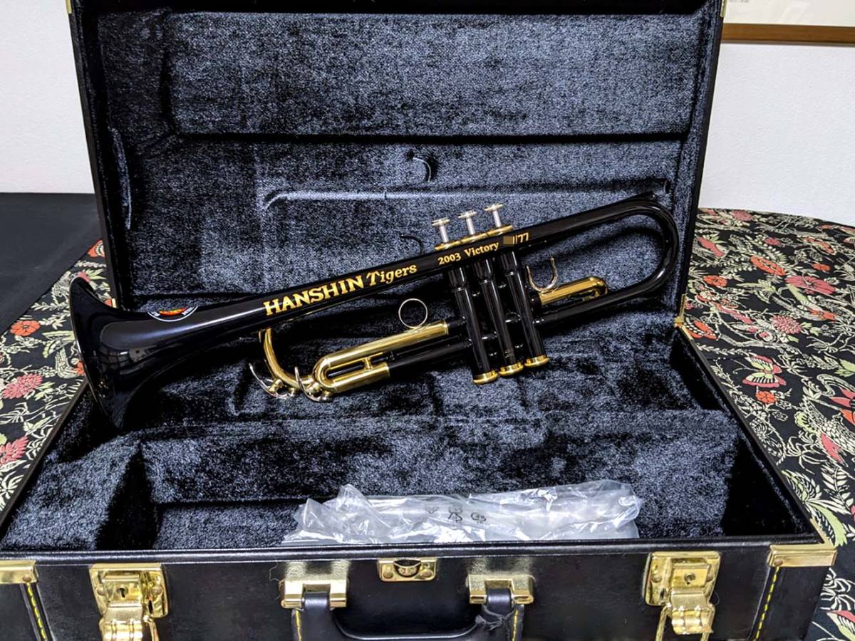 Yahoo!オークション - トランペット 阪神タイガース2003年優勝記念シリ