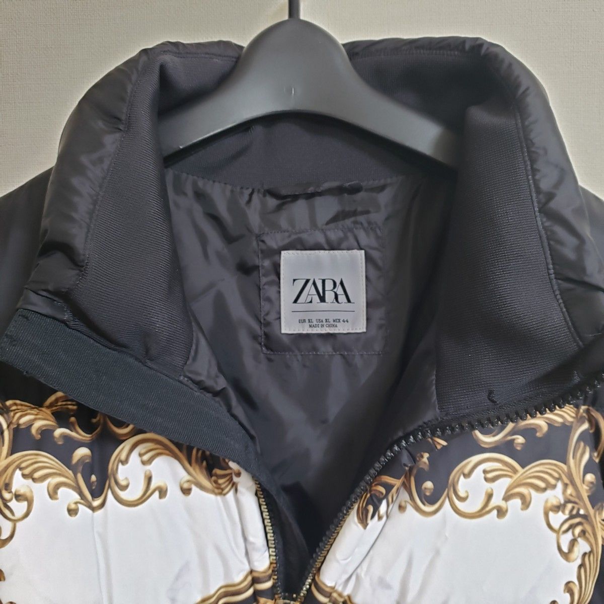 希少】ZARA バロック調 パフジャケット 総柄 中綿ジャケット メンズXL