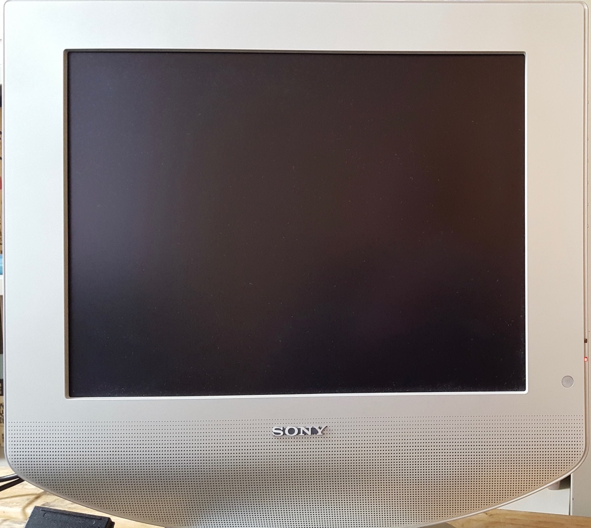 Yahoo!オークション - SONY 液晶テレビ WEGA KLV-15SR2 AVマルチ RGB21