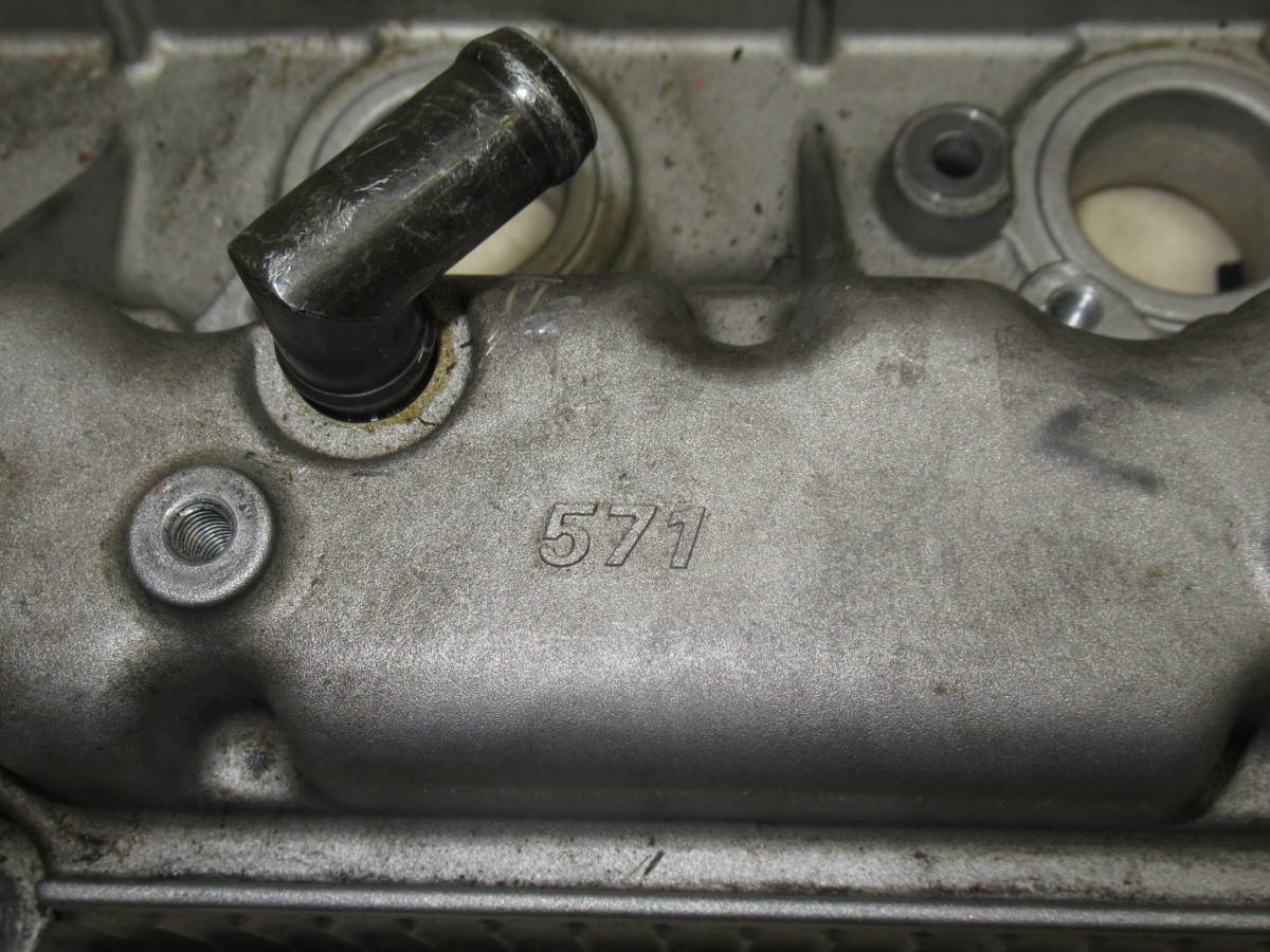 全国送料無料 トヨタSXE10アルテッツァ純正エンジンヘッドカバー中古品