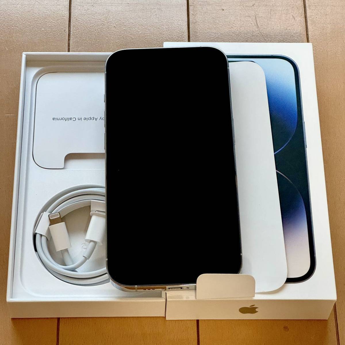 バッテリー100% Apple iPhone 14 Pro 1TB シルバー 本体交換済み