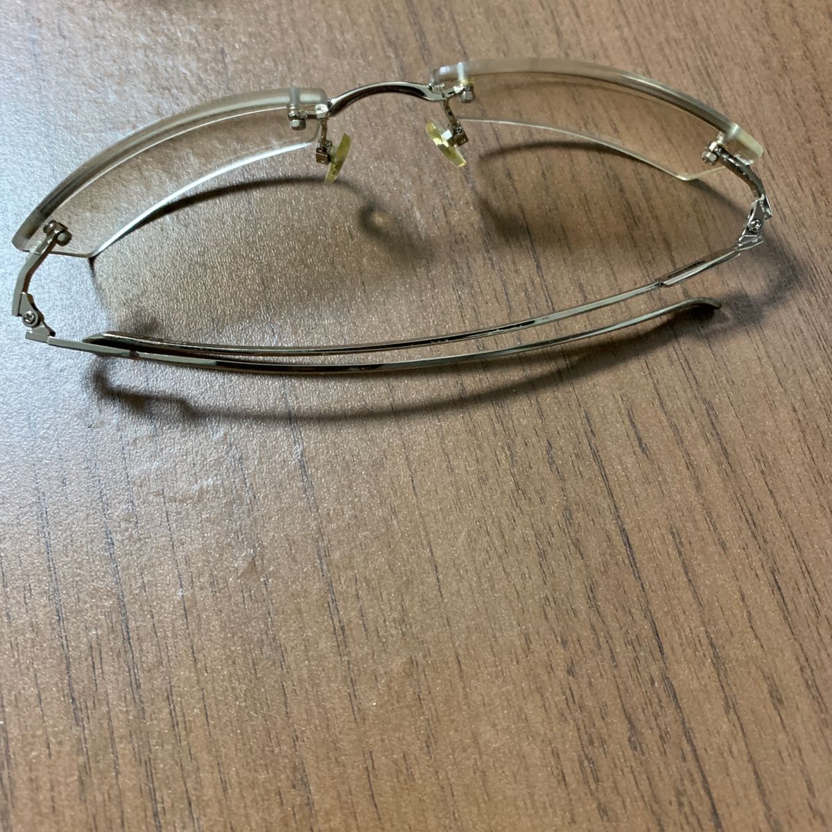 jacquemus gala サングラス黒芦澤竜誠愛用ブランド